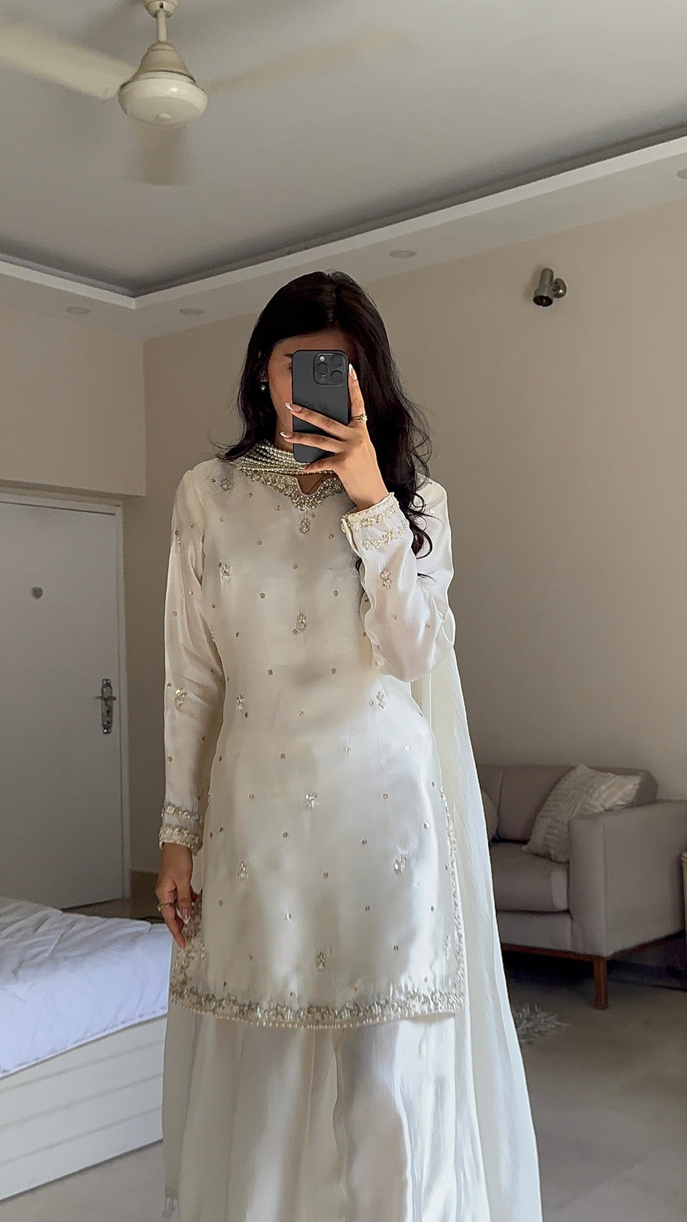 NOOR - RESHMINA