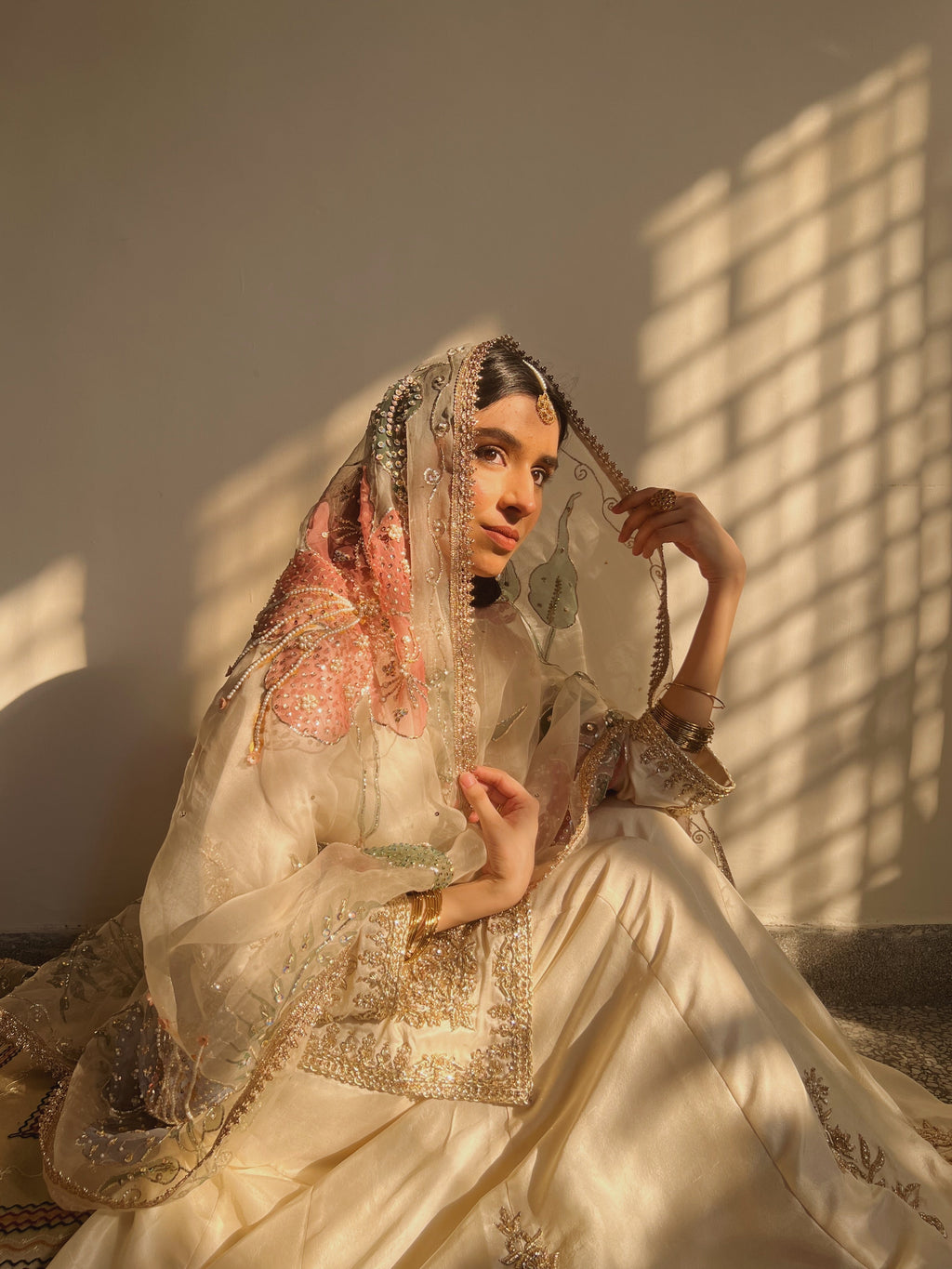 Gulnaar | گلنار