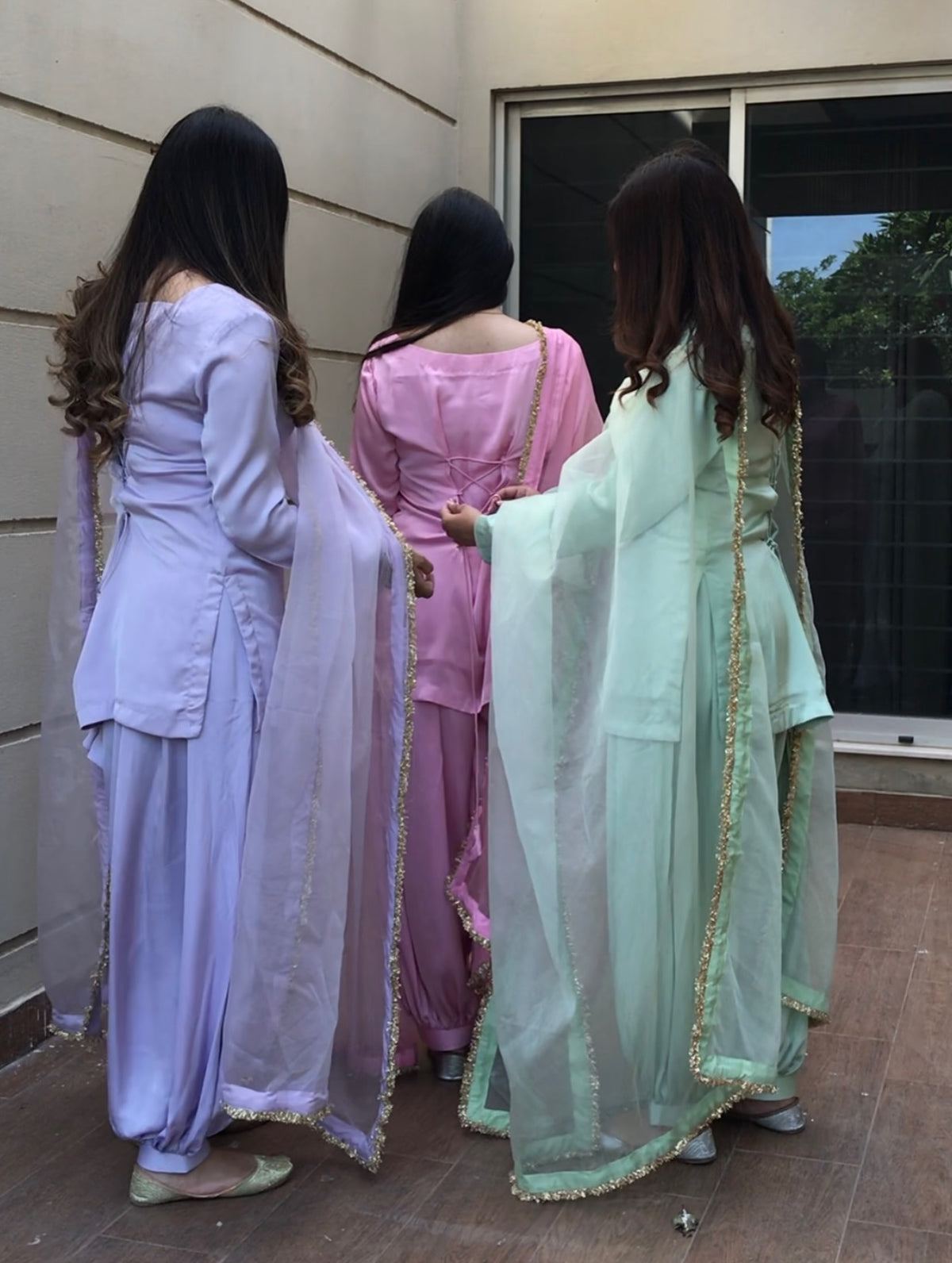 Mahru | RESHMINA