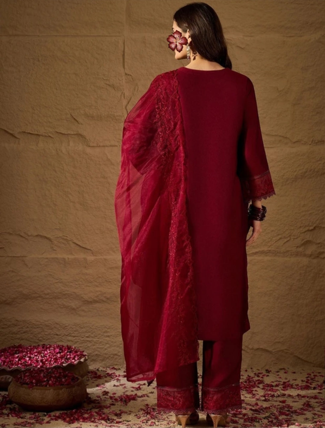 Mehrosh | RESHMINA